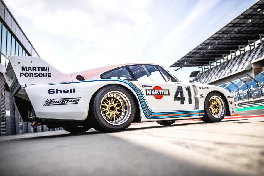  Porsche 935/77 Works 1977 года  (фото 16 из 26)